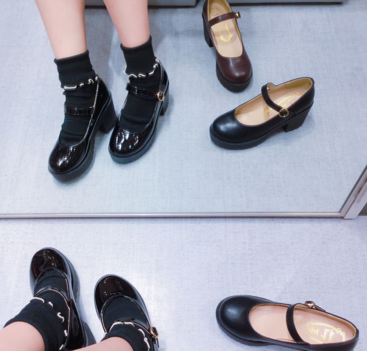 女の子感満載のストラップシューズ Feminine Cafe 三宮オ パ2店 G Foot ジーフット の公式ブログ 人気シューズ Shopの最新情報