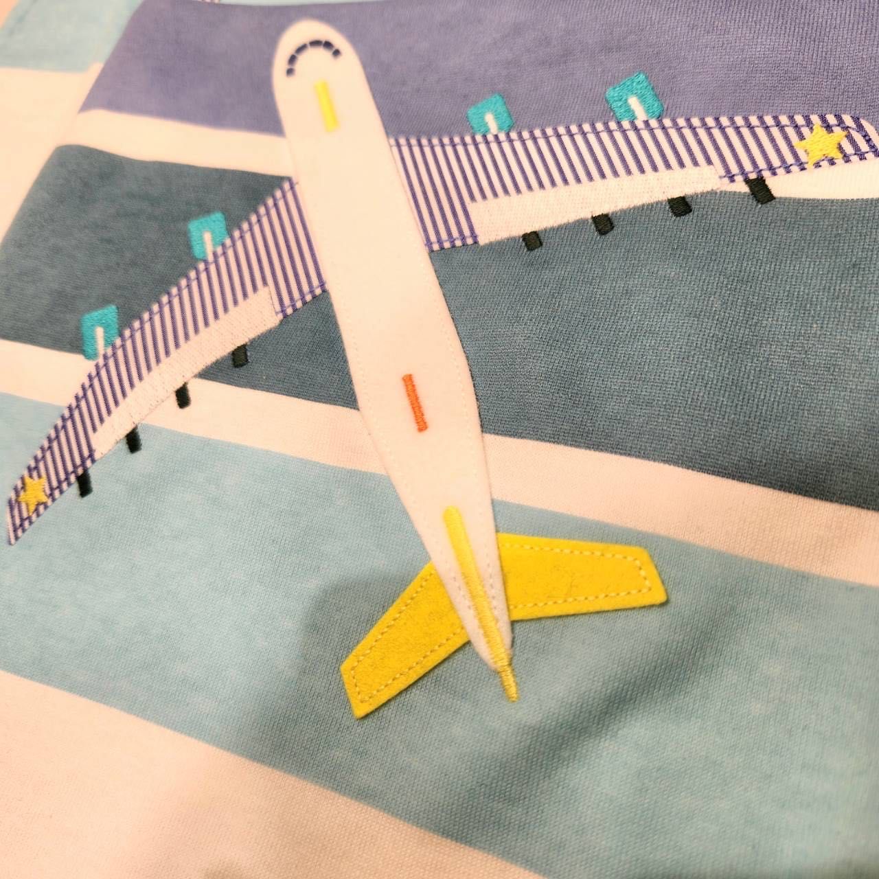 最終値下げ　ファミリア　飛行機　Ｔシャツ　100 飛行機に乗ってどこに行こうかな？｜ファミリア大阪髙島屋の公式