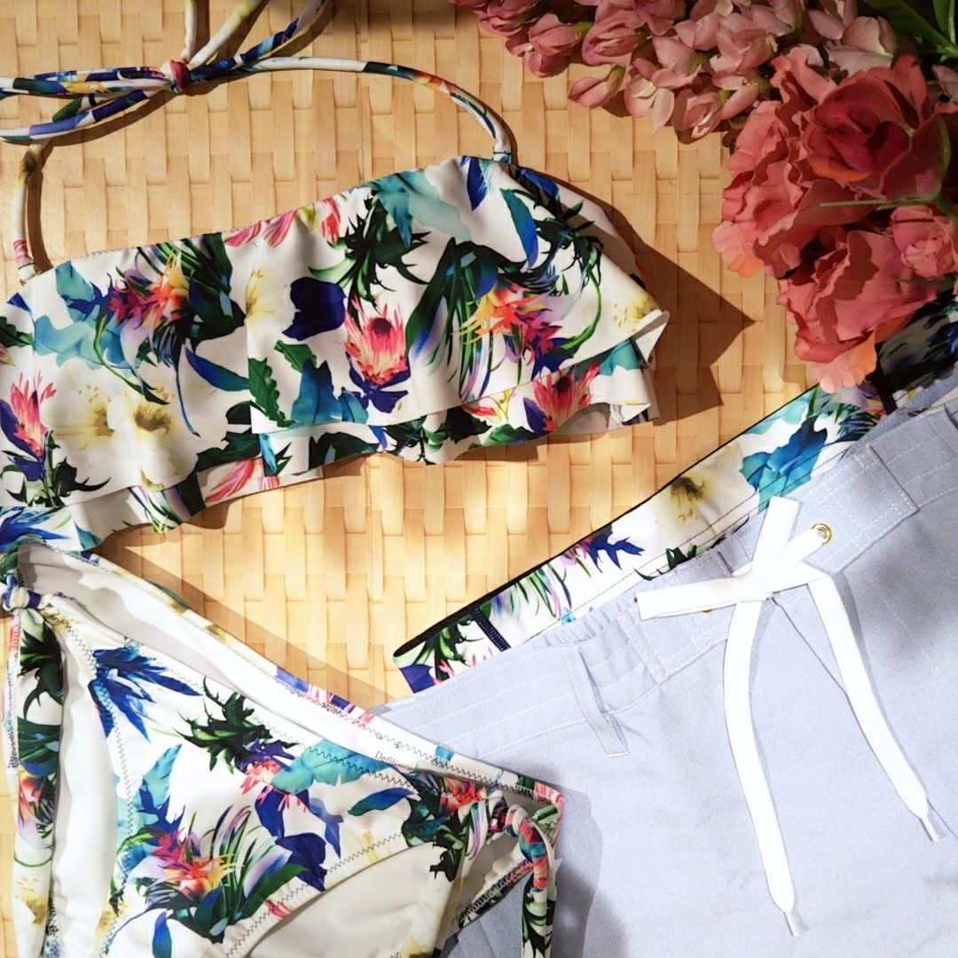 お揃いが人気 レディース メンズ水着 大阪 梅田 ルクア大阪 Peak Pine ピーク パイン 公式ブログ