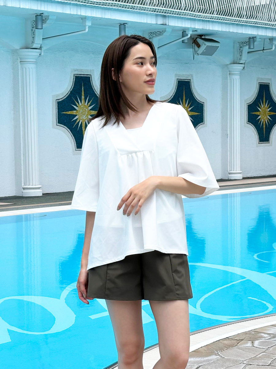 【新品タグ付き】PEAK&PINE 袖付き水着 ホワイト リボン トレンドのリボン柄が水着で登場♡≪グラ | グランデュオ立川