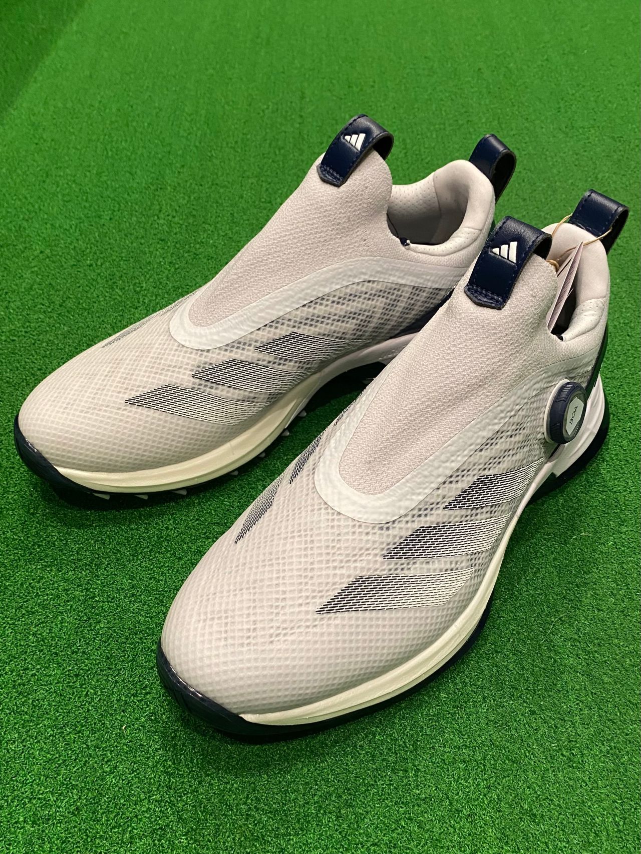 アディダス】ゴルフシューズ最新作、お試しできます◎ | ゴルフ5