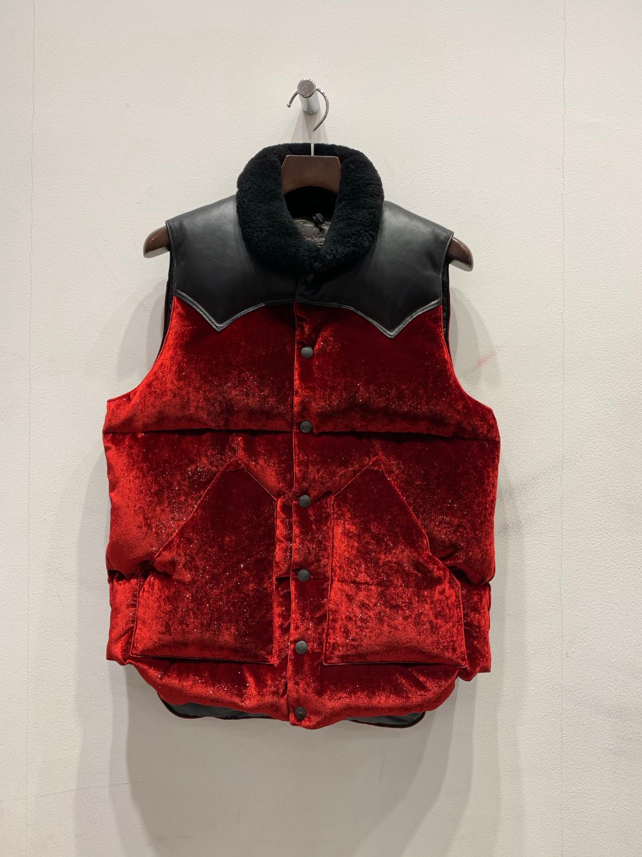 AKM】CHRISTY VEST ベスト(B158-RAY006) - nullsult.no