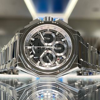 鏡 KACA ゼニスよりミステリアスで圧倒的な存在感を持つ「デファイ