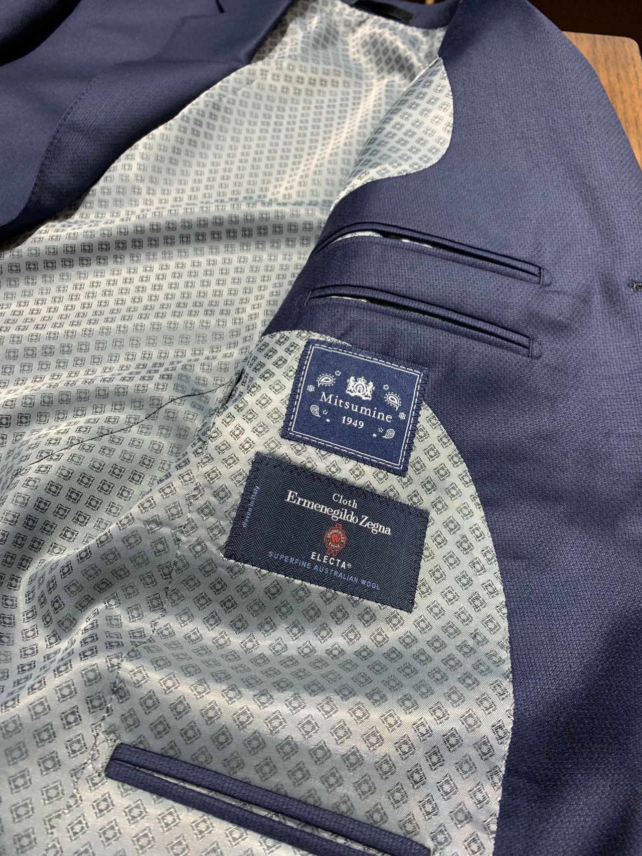 スタッフオーダースーツ完成しました｜Mitsumine Outlet｜Staff