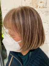 1度目の立つ白髪染めハイライトでの仕上がり | 美容室カキモト