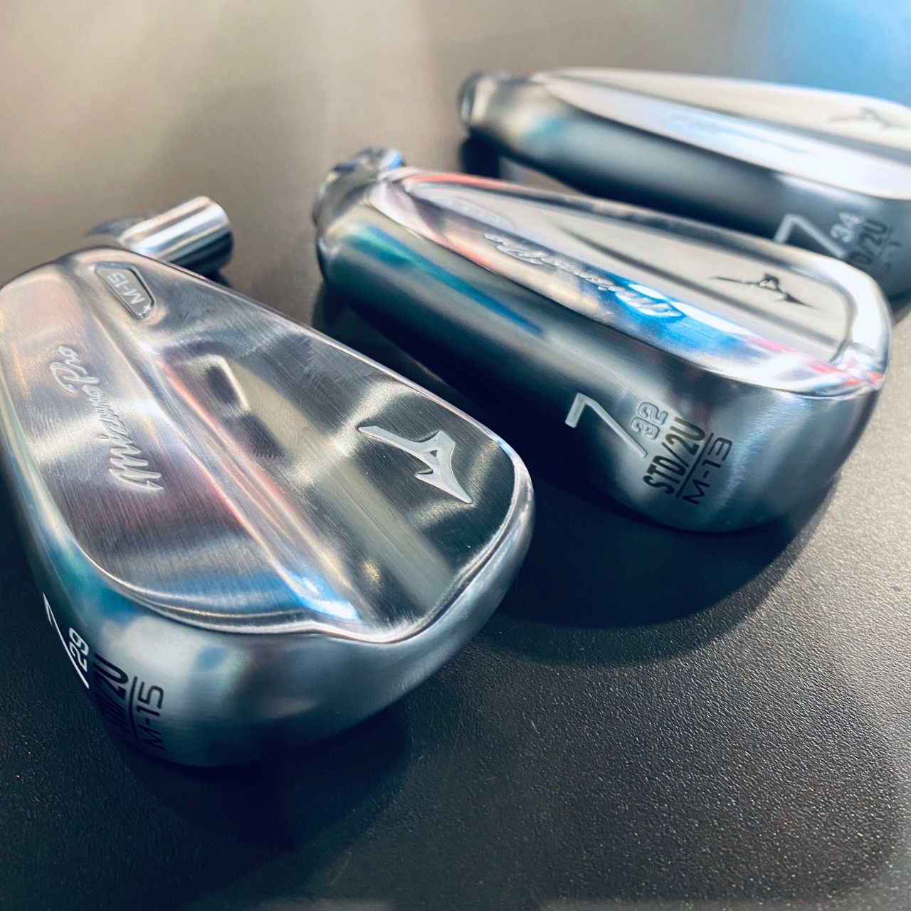 mizuno】