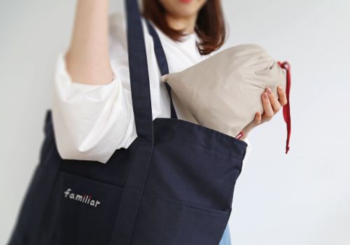 新登場の3WAYケープ、こだわりをご紹介！｜ファミリアオンライン