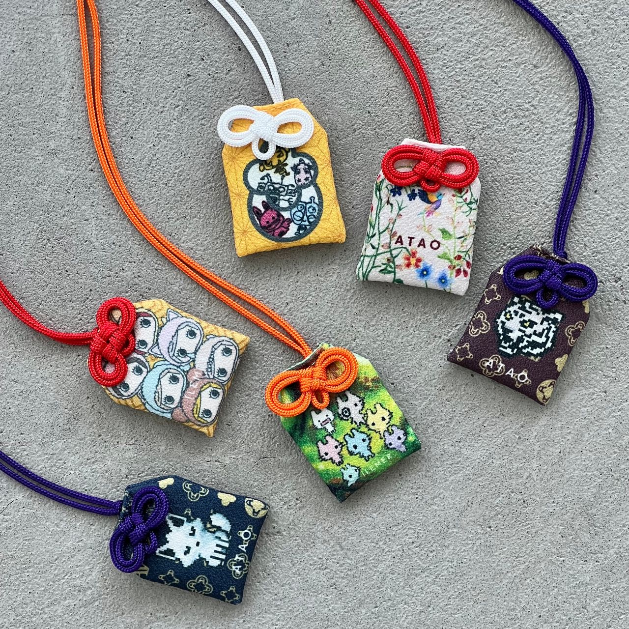 リピーター様（いちご様）の出品です（護符　お守り　メモリーオイル） 新作】StrawberryMe『オリジナルお守り』 | Strawberry Me