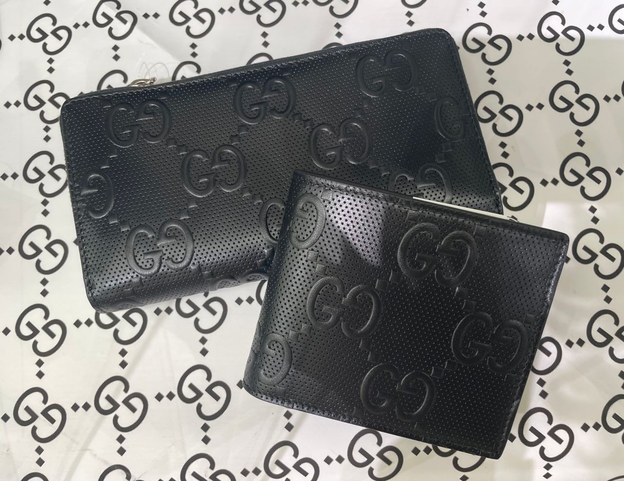 GUCCI 長財布 黒財布金運風水