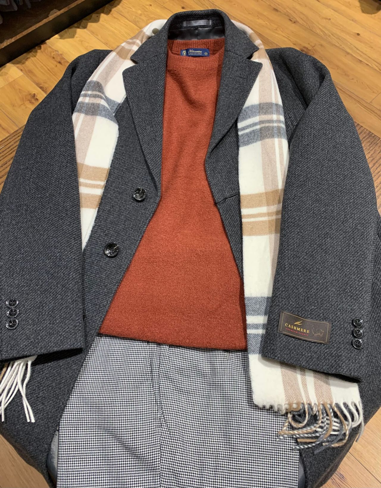 カシミヤコートのご紹介｜Mitsumine Outlet｜Staff Blog｜Mitsumine