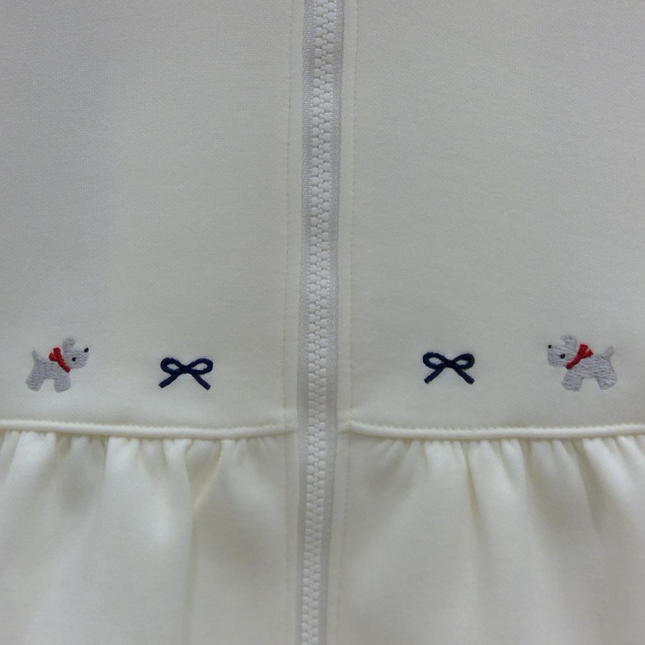 テリアがいっぱい♡』お洋服のご紹介です♪｜ファミリアそごう広島店の