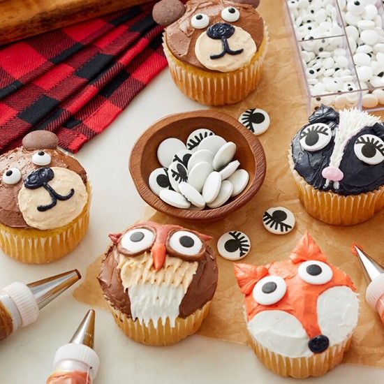 ウィルトン待望の新商品！！目玉の形のスプリンクルが登場です