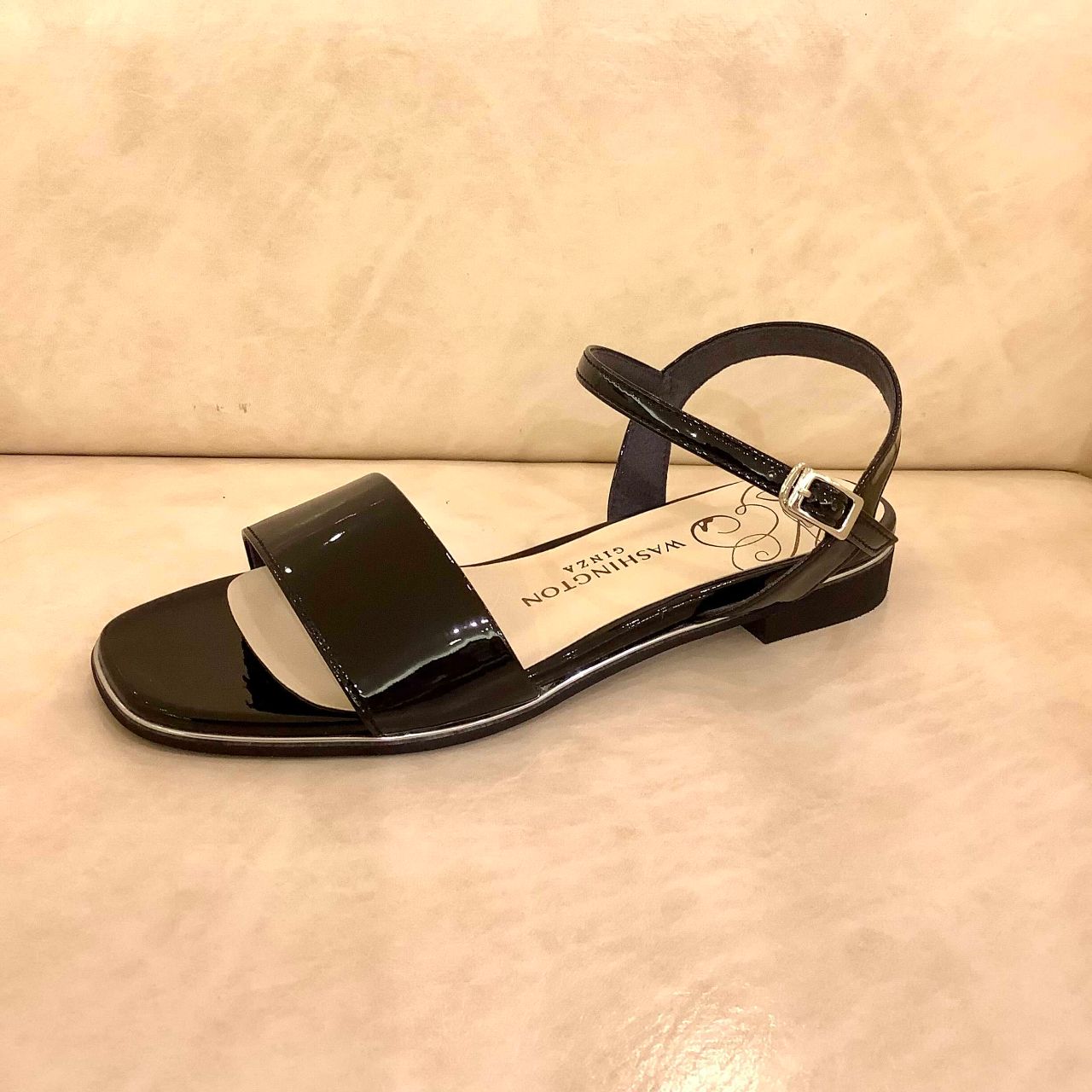 今年も入荷‼︎アンクルストラップサンダル‼︎ | GINZA