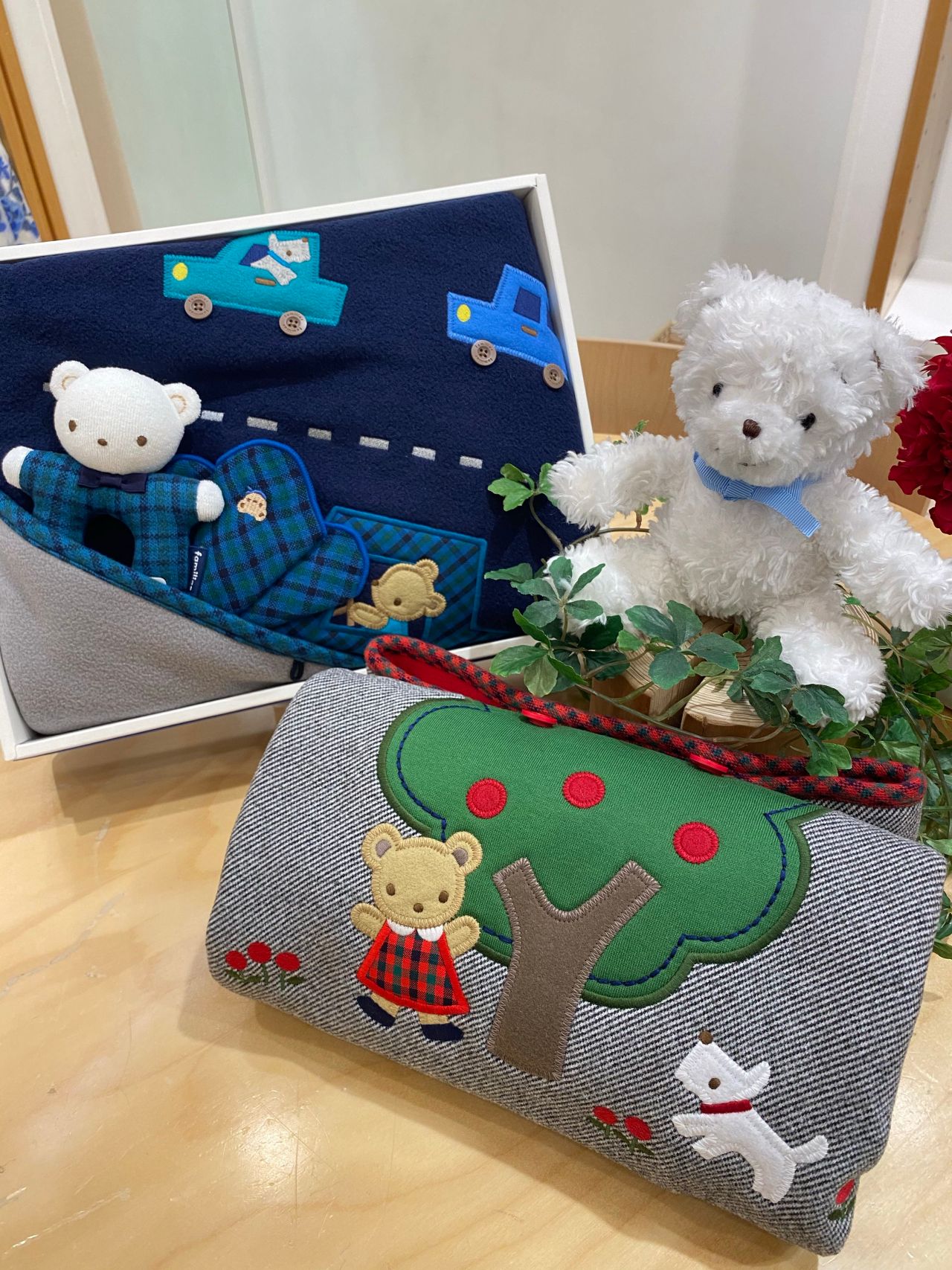 秋のおでかけグッズ｜ファミリア阪急うめだ本店ファミリアの公式ブログ