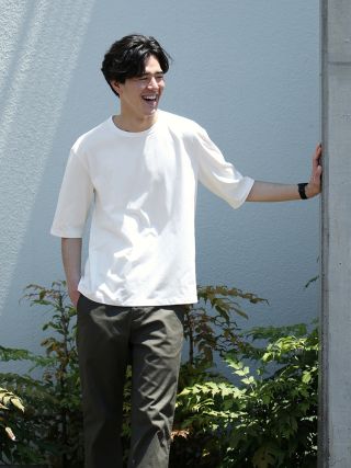 【THE ROW】 メンズ Tシャツ カシミヤ オーバーサイズ 国内発送 THE ROW】 メンズ Tシャツ カシミヤ オーバーサイズ 国内発送