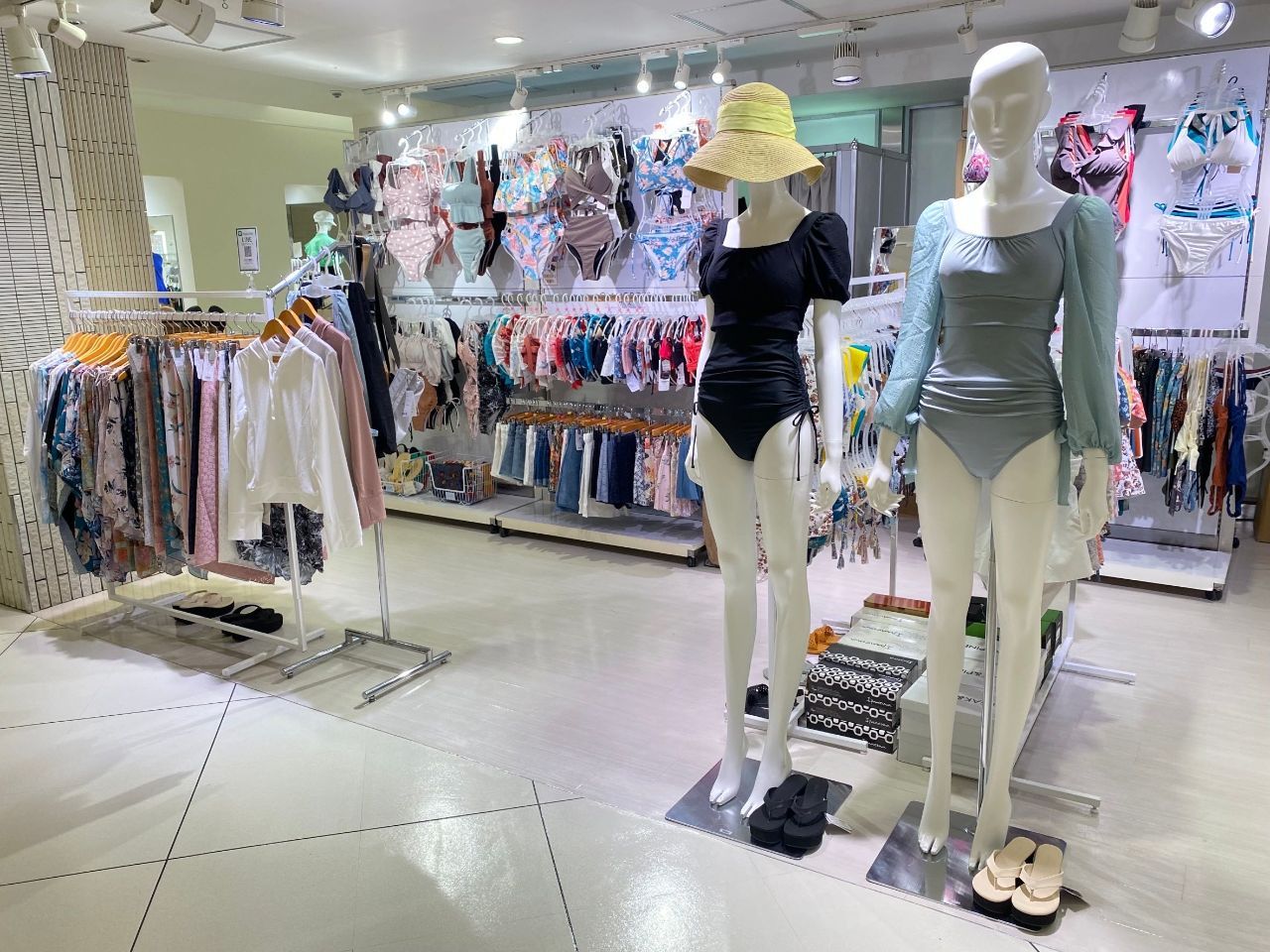 上下別サイズOK 鮮やかなグリーンに釘付け\tHermes\tElina ビキニ 大きいサイズ 綿100％汗染みしにくいバックフレアカットソー