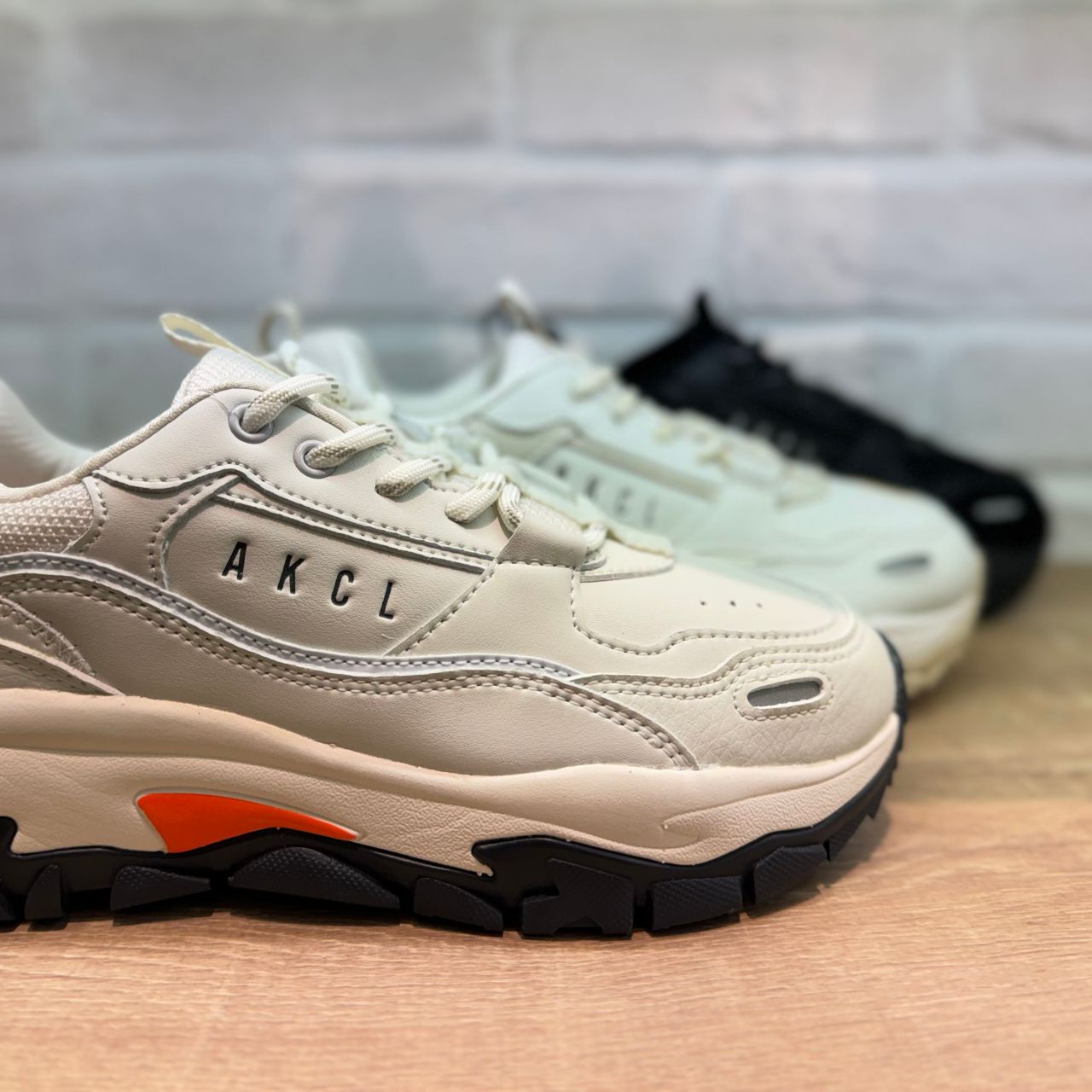 韓国の人気ブランド・AKIII CLASSIC入荷 | WASH ルクア店
