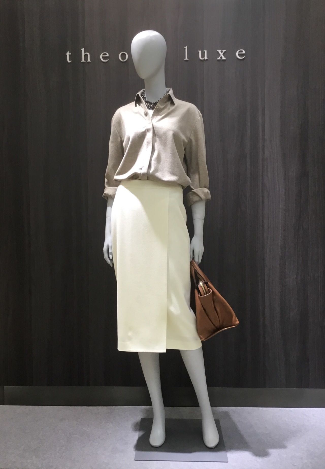新品 今季 セオリーリュクス Theory luxe プリーツ 異素材 トップス 新品 今季 セオリーリュクス Theory luxe プリーツ 異素材 トップス