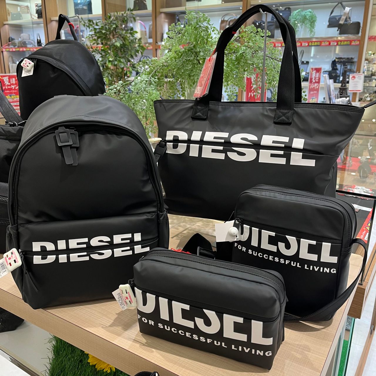 DIESEL 入荷 | アクアウォーク大垣店 | フィットハウス公式ショップ 