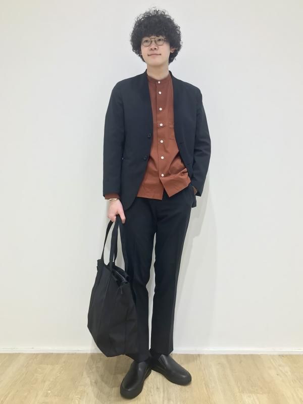 綺麗めスタイルにノーカラーセットアップ｜THE SUIT COMPANY THE