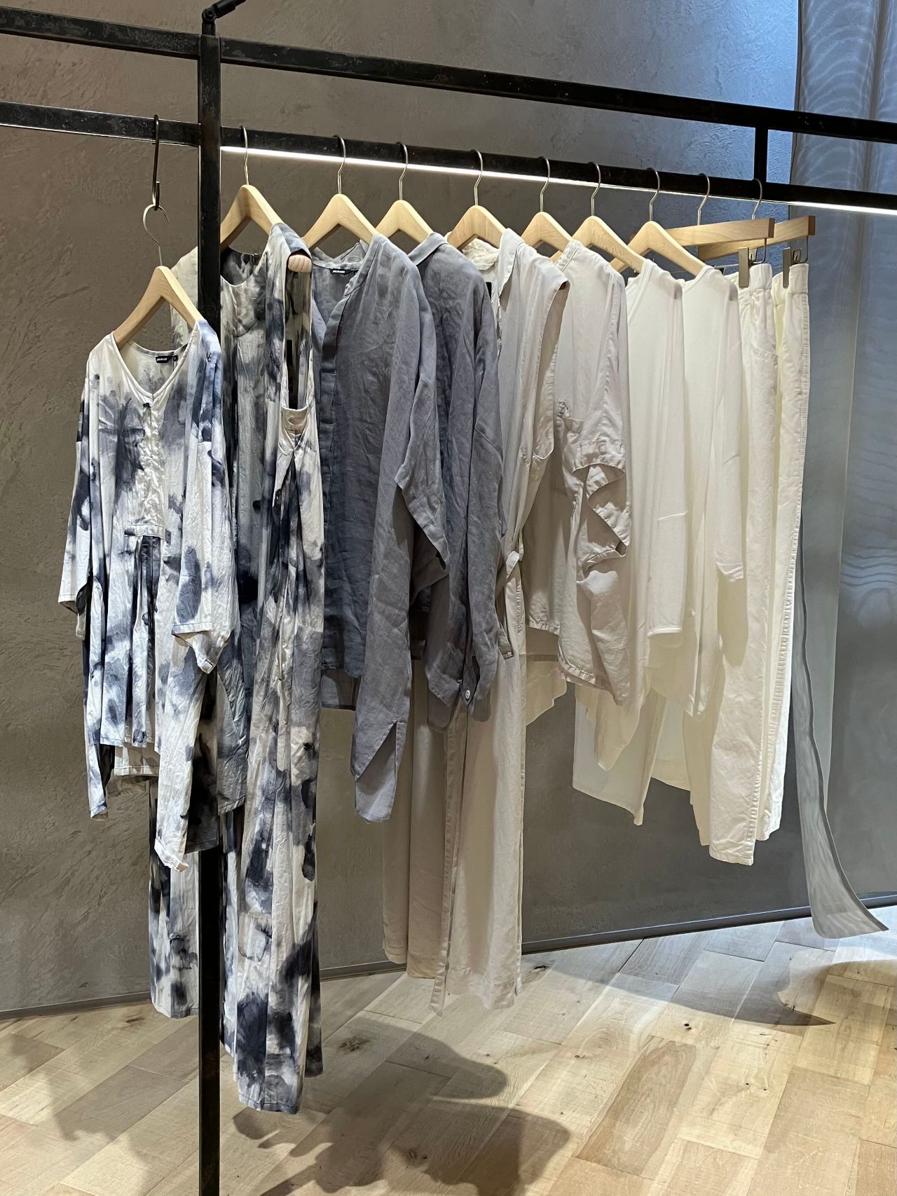 pas de calais プリーツブラウス　36 楽天市場】【2024/定価2.8万】パドカレ pas de calais ギンガム