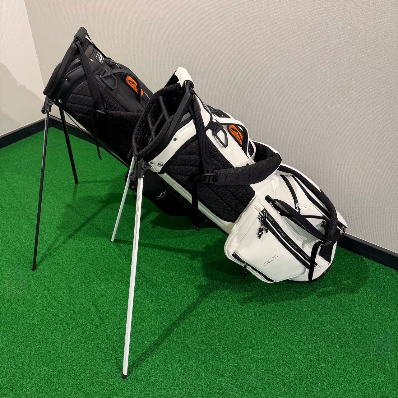 ⭐️【Piretti】新作キャディーバッグ入荷⭐️ | ゴルフ5 プレステージ