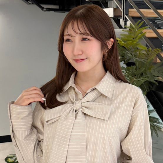 とろみボリュームスリーブスキッパーブラウス