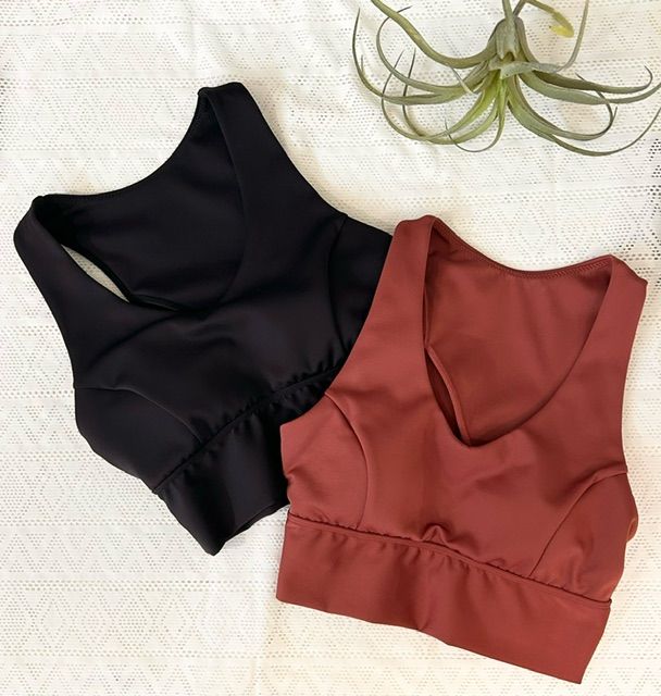 カーキ着用　同じシリーズのタンクブラとコーディネート