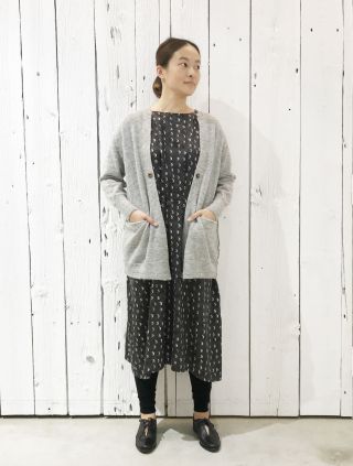 Wendy Mark×pas de calais 》レーヨンサテン3Dドットプリント