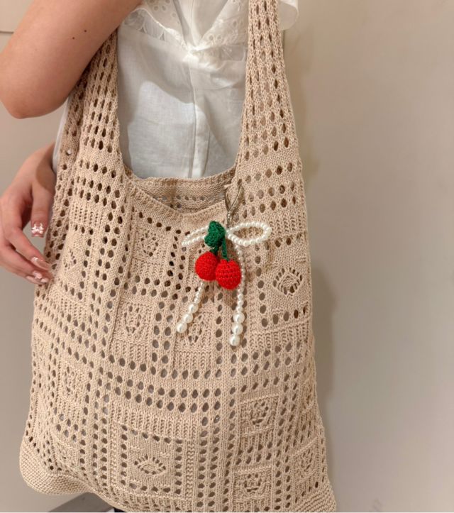 cherry bowknot charm～ﾁｪﾘｰﾎﾞｳﾉｯﾄﾁｬｰﾑ | flower／フラワー公式通販