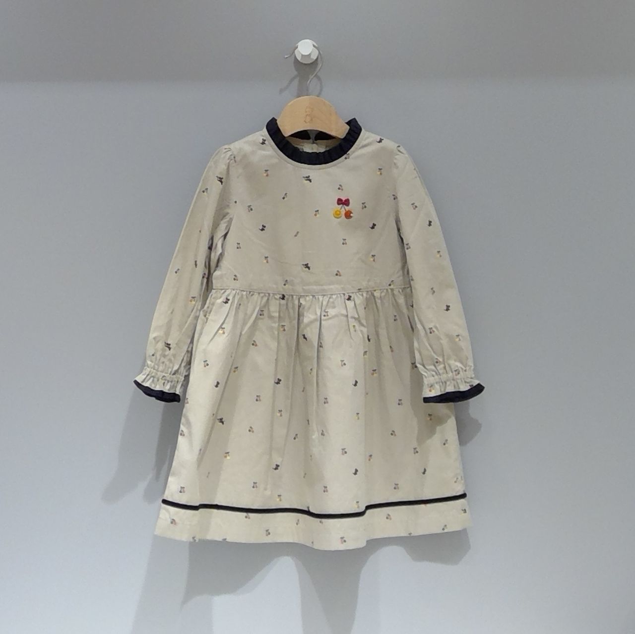 テリアがいっぱい♡』お洋服のご紹介です♪｜ファミリアそごう広島店の