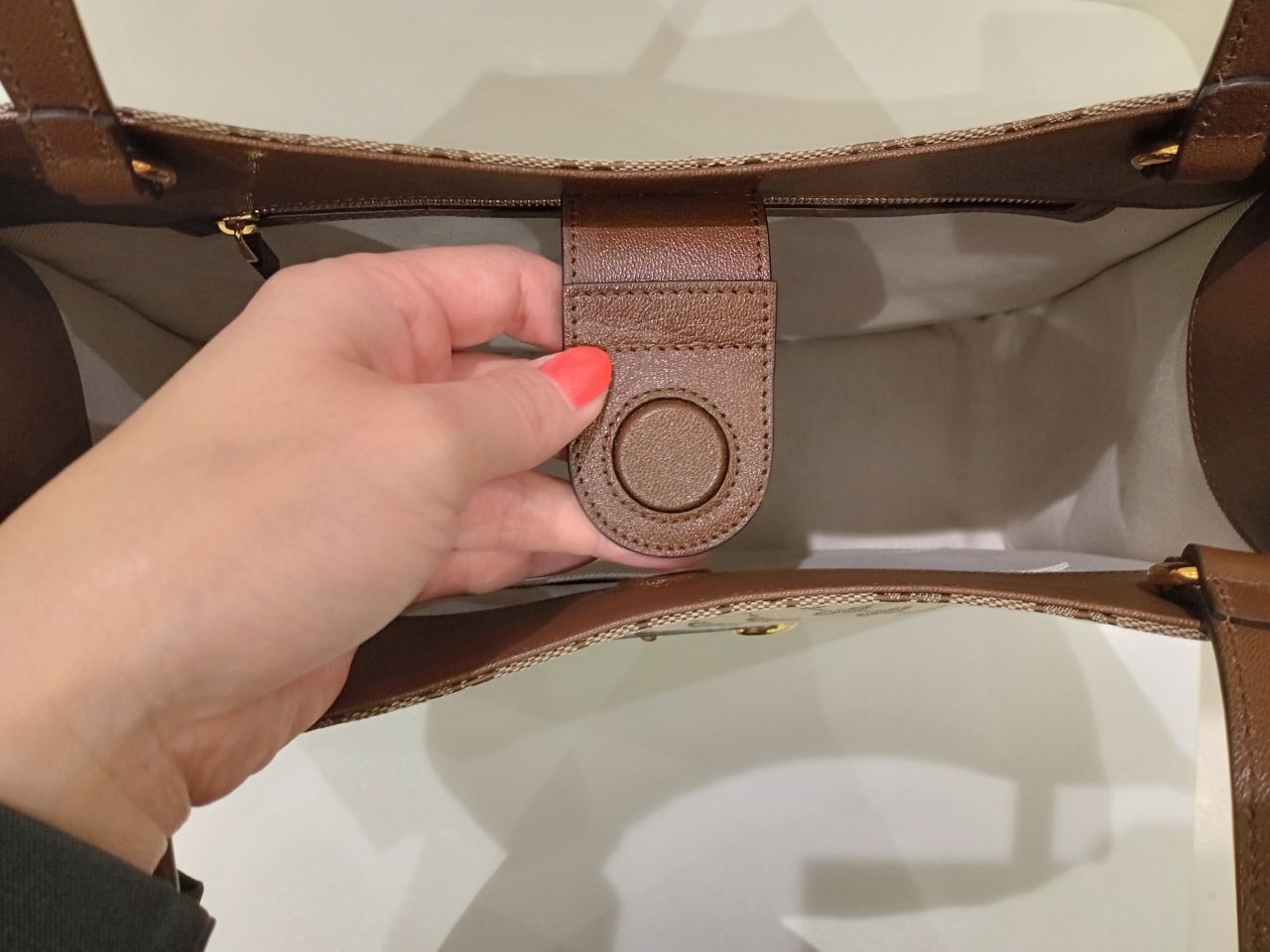 A4書類が入る！ グッチ(GUCCI)のトートバッグ | 四日市店