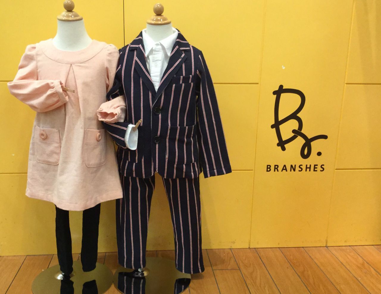 Branshes西武東戸塚店オーロラモール店 子供服のブランシェス