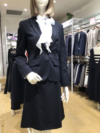 入学用スーツ 一回使用 JUN RED ジュン スーツ 入学式 卒業式 一回のみ着用 美品 送料込