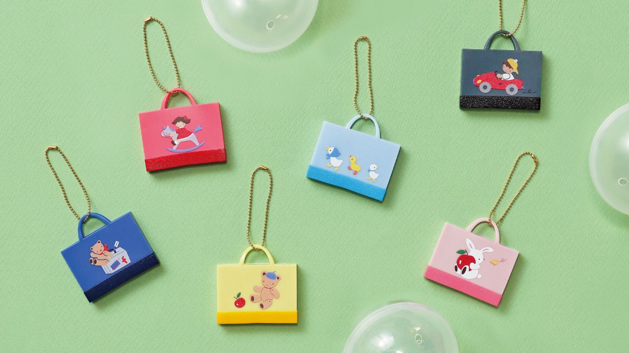 ファミリア　カプセルトイ　familiar ファミリア カプセルトイ familiar - メルカリ