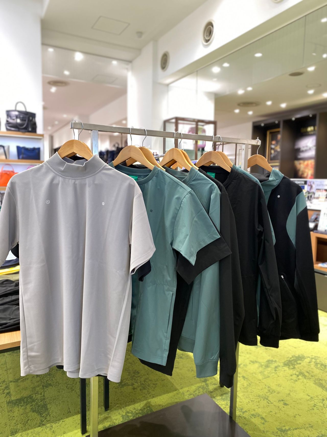 【美品】ゴルフ　夏　セットアップSOUTHCAPE 美品】ゴルフ 夏 セットアップSOUTHCAPE