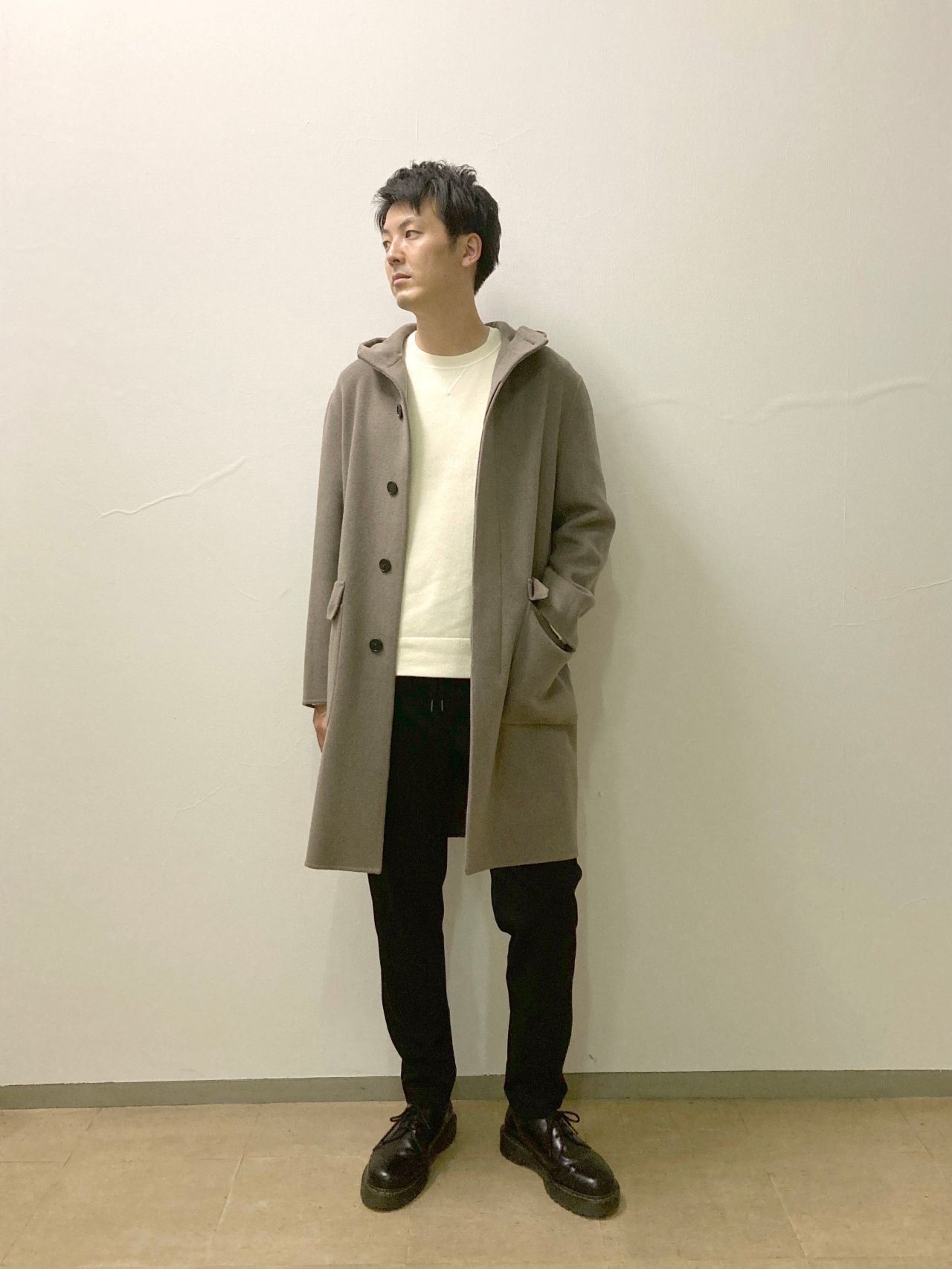 セオリー　LUXE NEW DIVEDE/THOMPSON DFWコート　黒　L セオリーLUXE NEW DIVEDE/THOMPSON DFWコート黒L