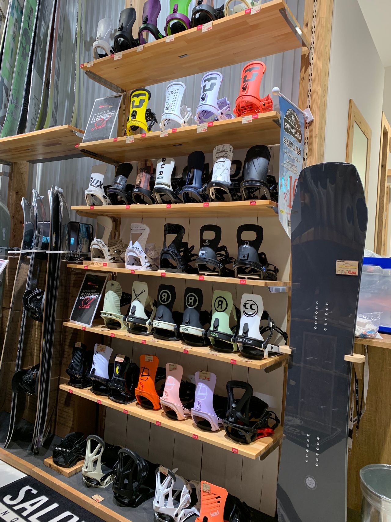 【名古屋/スノーボードアウトレット】最大50％OFFスノーボードOUTLET SALE RIDE LIFE MAGAZINE ムラサキ