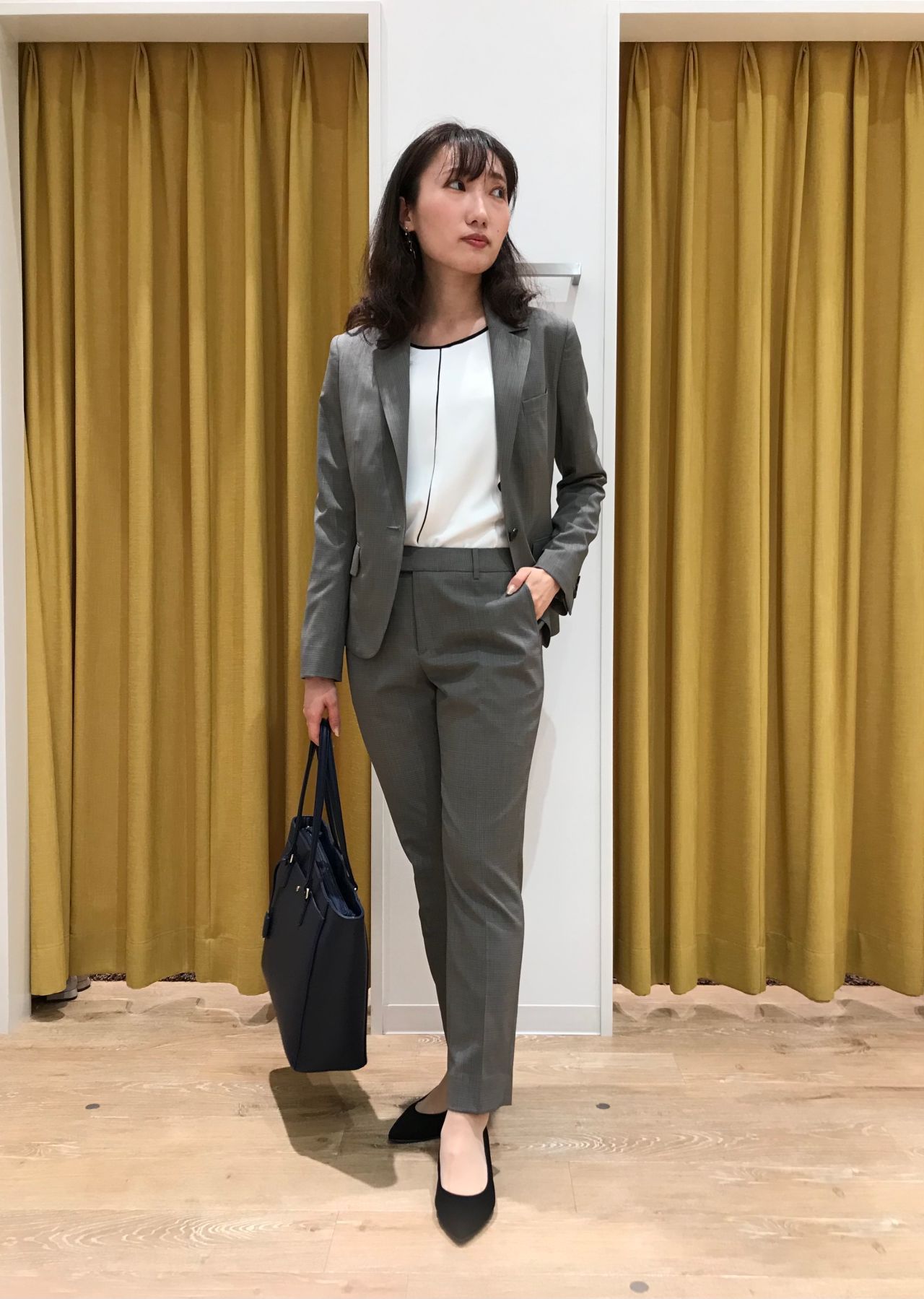 レディス♡蒸し暑い時もドライに！COOL MAXを使ったスーツのご