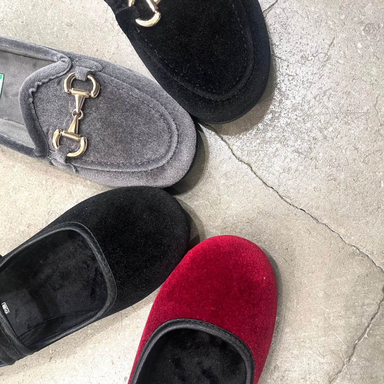 ワイツマン　ベロアパンプス ベロア生地のフラットシューズ【ALBE】 | WASH たまプラーザ