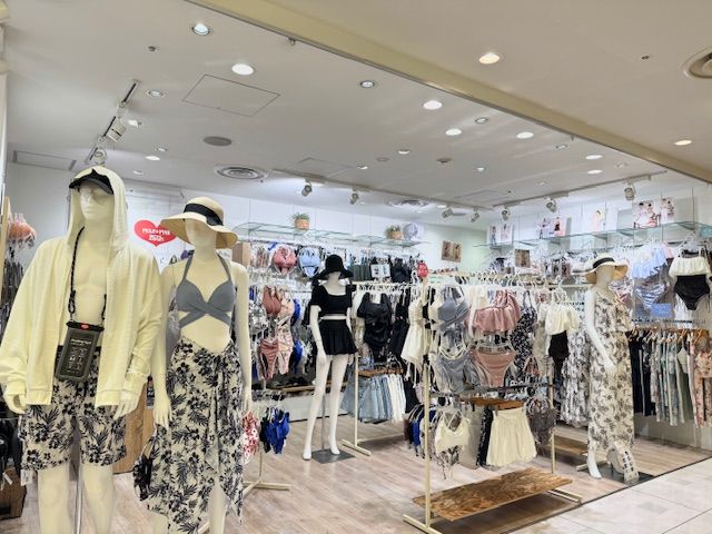 サウナにもオススメビキニ♡♡《ルミネエ | ルミネエスト新宿店