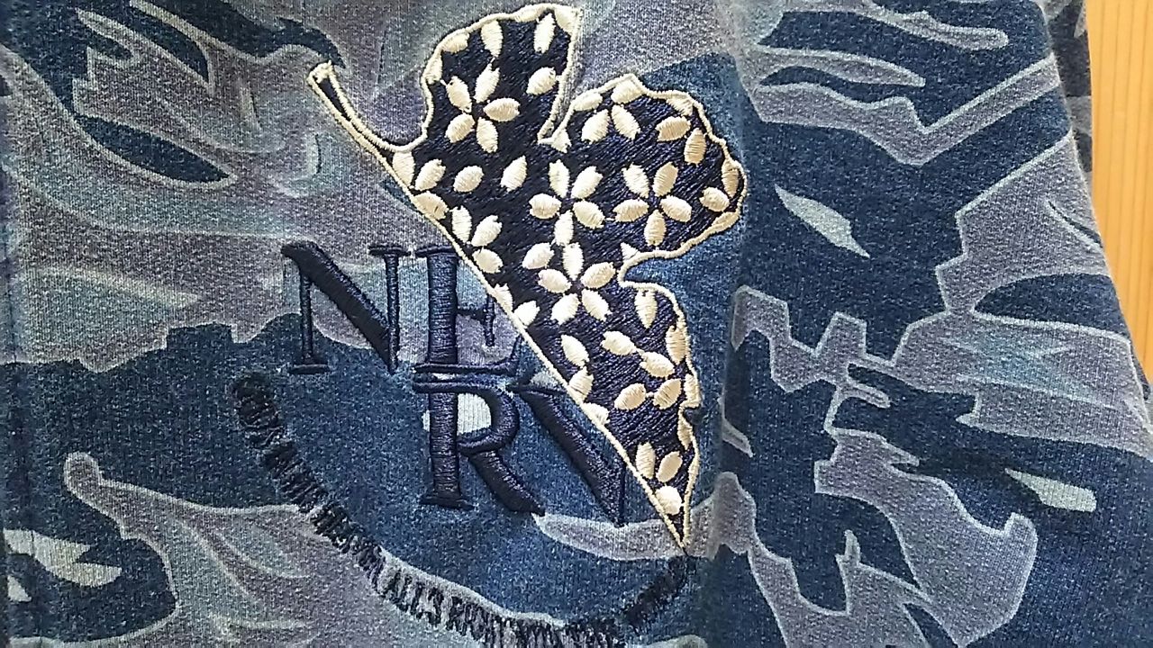 錦 ｅｖａ 初号機迷彩 ｚｉｐパーカー Csmen シーズメン 公式ショップブログ