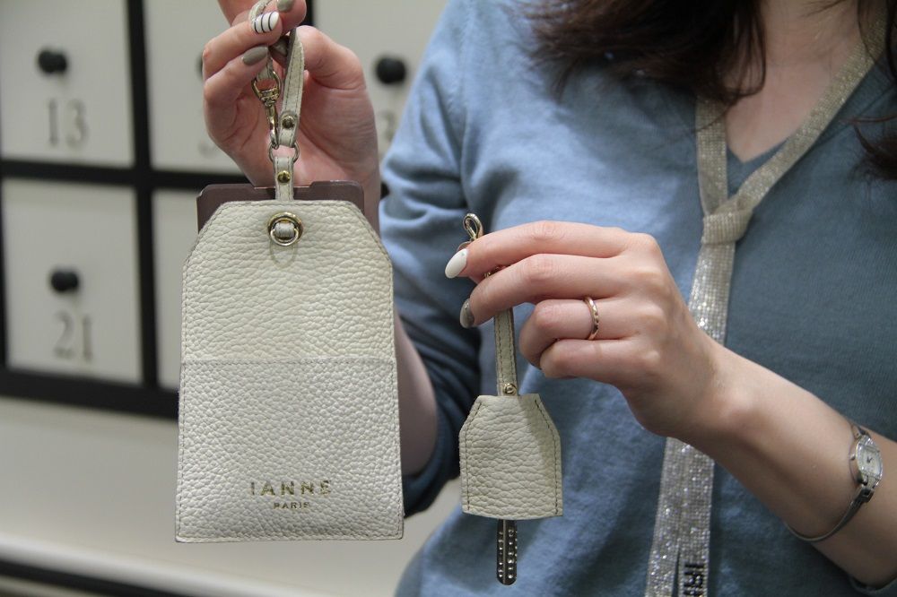 IANNE - IANNE　ペトラ　コニャック 今年最大級の吉日間近！】お財布を買うなら今！！ | IANNE