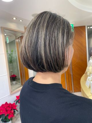 大人の雰囲気★ HERMES ボライドキット、ミディアム 30代40代おすすめ大人ハイライトカラー♡ | 美容室カキモト