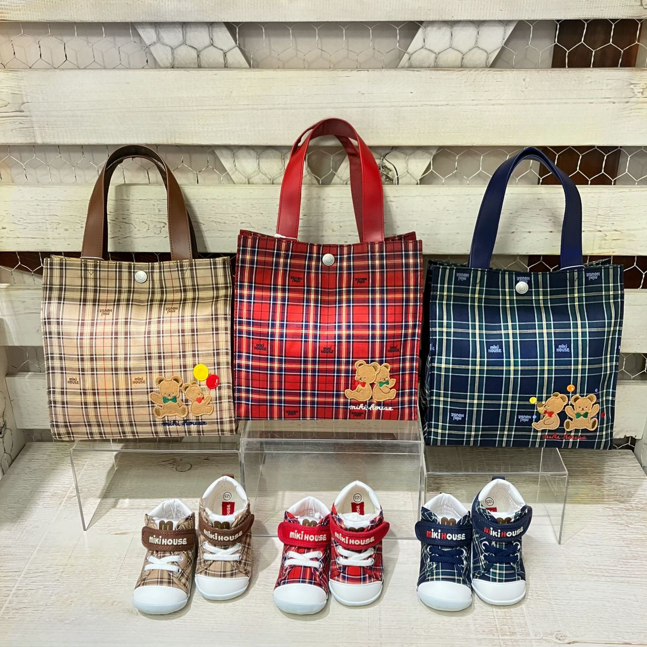足の計測会を開催します☆彡｜ミキハウスミキハウス 草津近鉄店公式ブログ