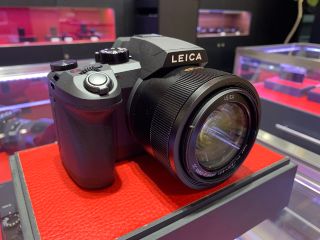 ライカ】写真も動画もV-LUX5で！【LEI | 岡山拠点のトミヤ