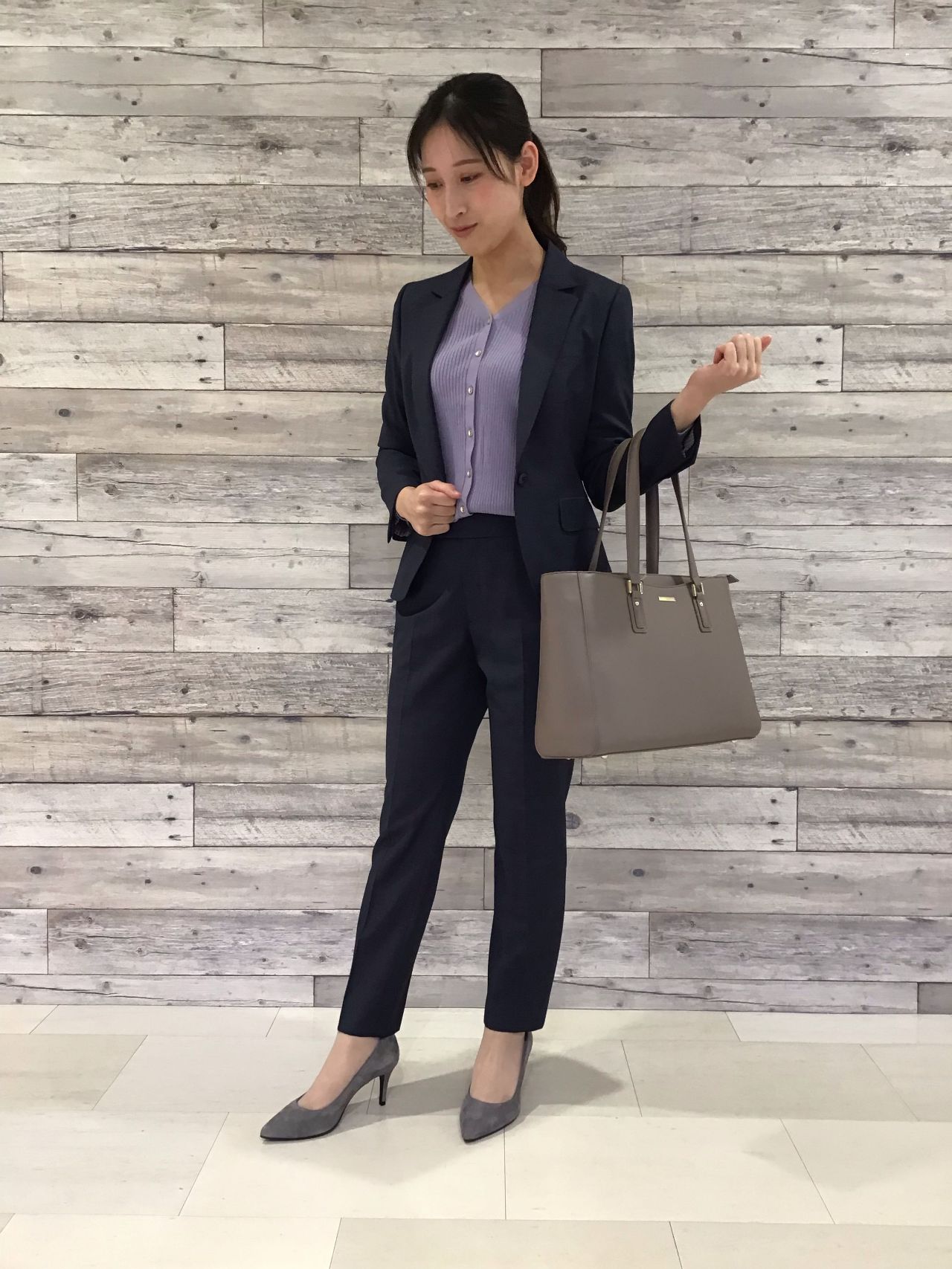 レディス フレッシャーズにオススメ ネイビースーツ The Suit Company Links Umeda店 The Suit Company 公式ブログ