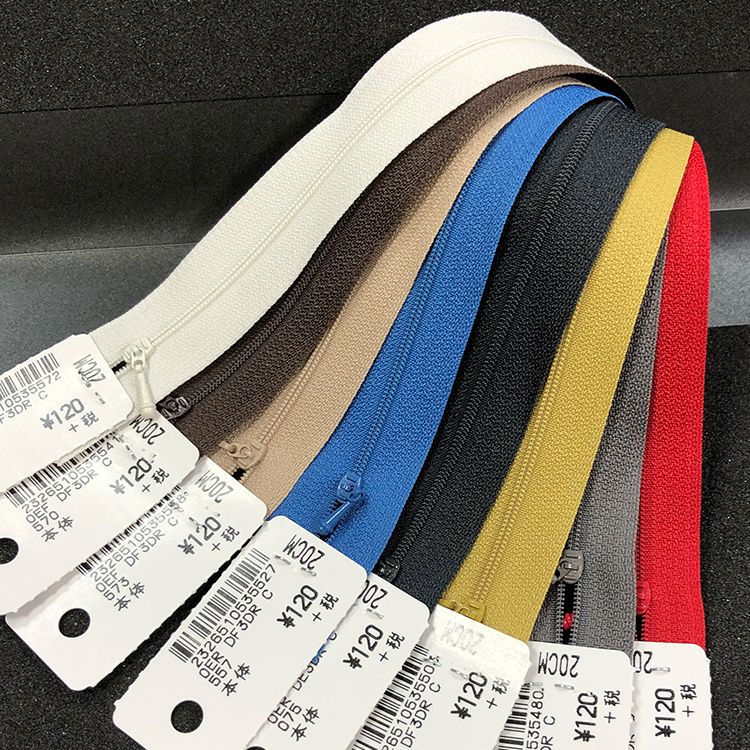 定番商品に仲間入り！最小ファスナー「MINIFA」 | 本店[服飾館6階B  