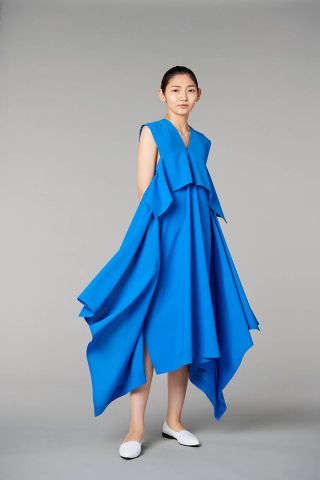 イッセイミヤケ　2021コレクション　ワンピース美品（534） イッセイミヤケ 2021コレクション ワンピース美品（534）