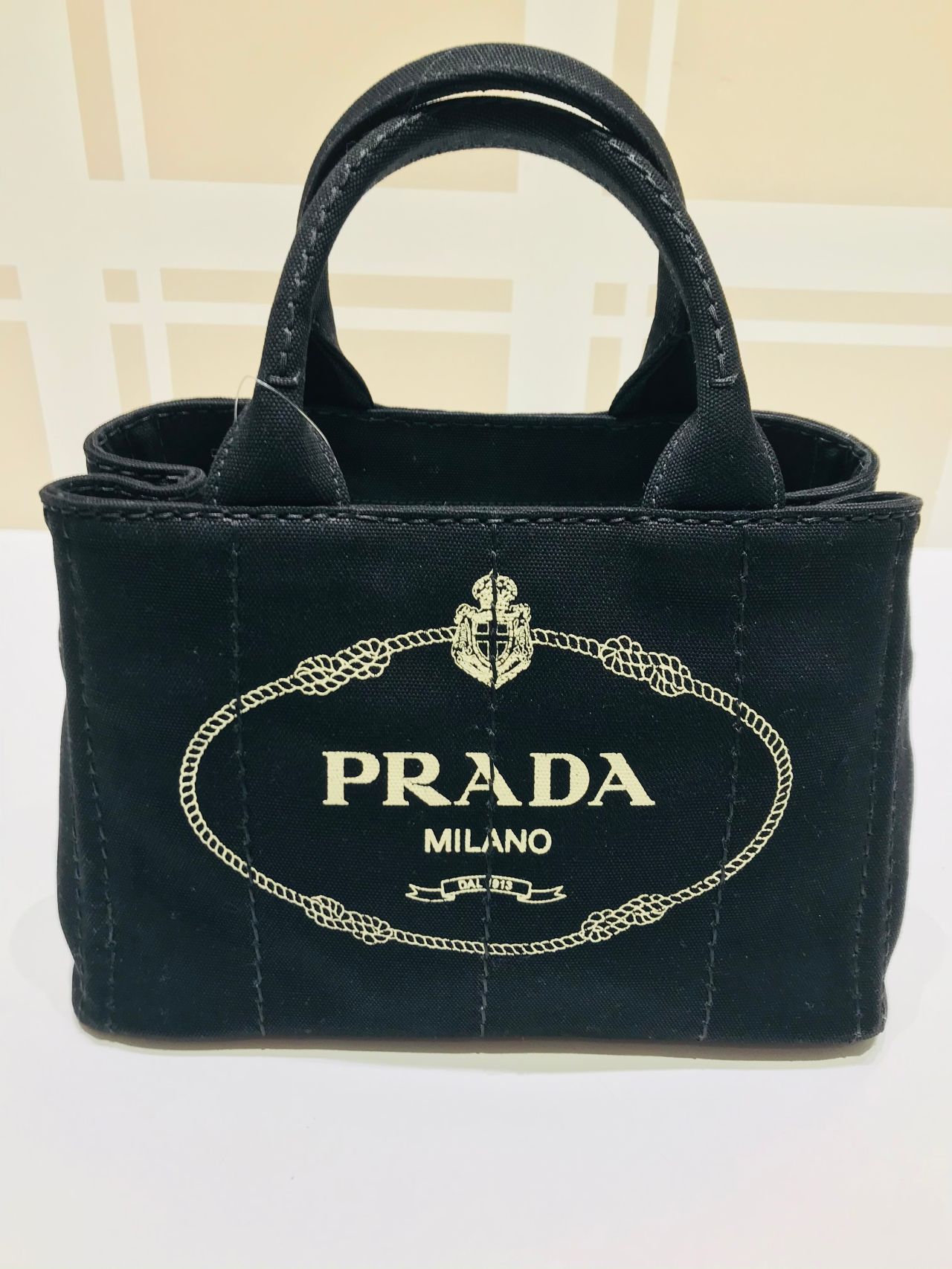 PRADA(プラダ) カナパが入荷しました♪ | イオンモール浦和美園 PRADA(プラダ) カナパが入荷しました♪ | イオンモール浦和美園